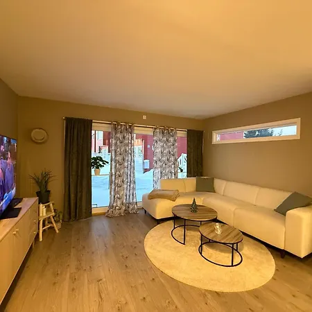 Lägenhet 3 Minutes From Cablecar *