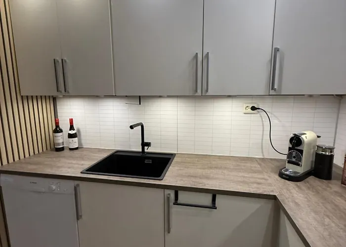 3 Minutes From Cablecar Lägenhet