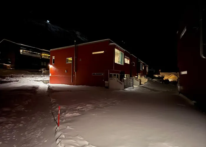 아파트 3 Minutes From Cablecar 트롬쇠