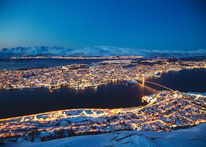 3 Minutes From Cablecar *